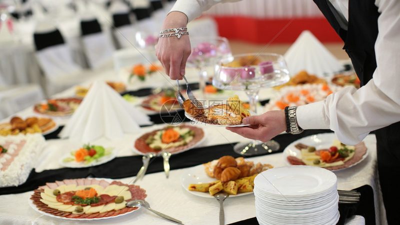 揭秘休闲食品批发代理加盟：费用构成与关键要素